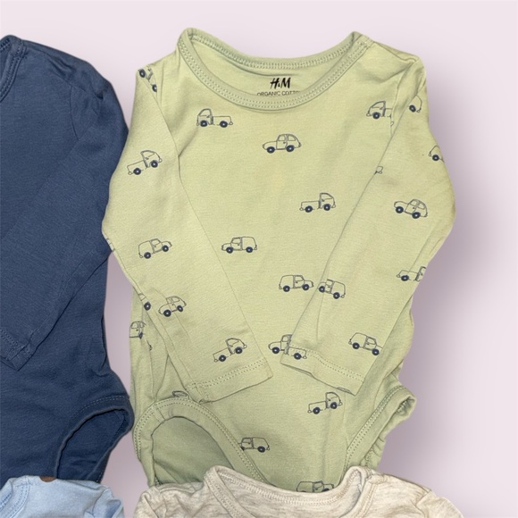 H&M Baby Boy/Girl Long Sleeve Bodysuits Bundle – Size 9M - Picture 3 of 5
